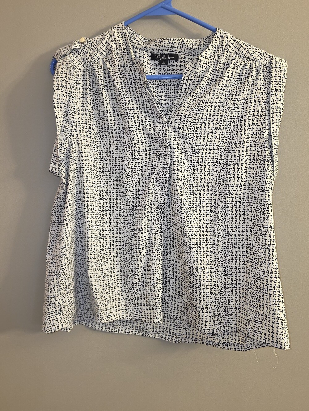 Sleeveless Blouse